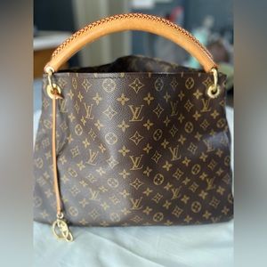 Louis Vuitton Monogram Canvas Artsy MM